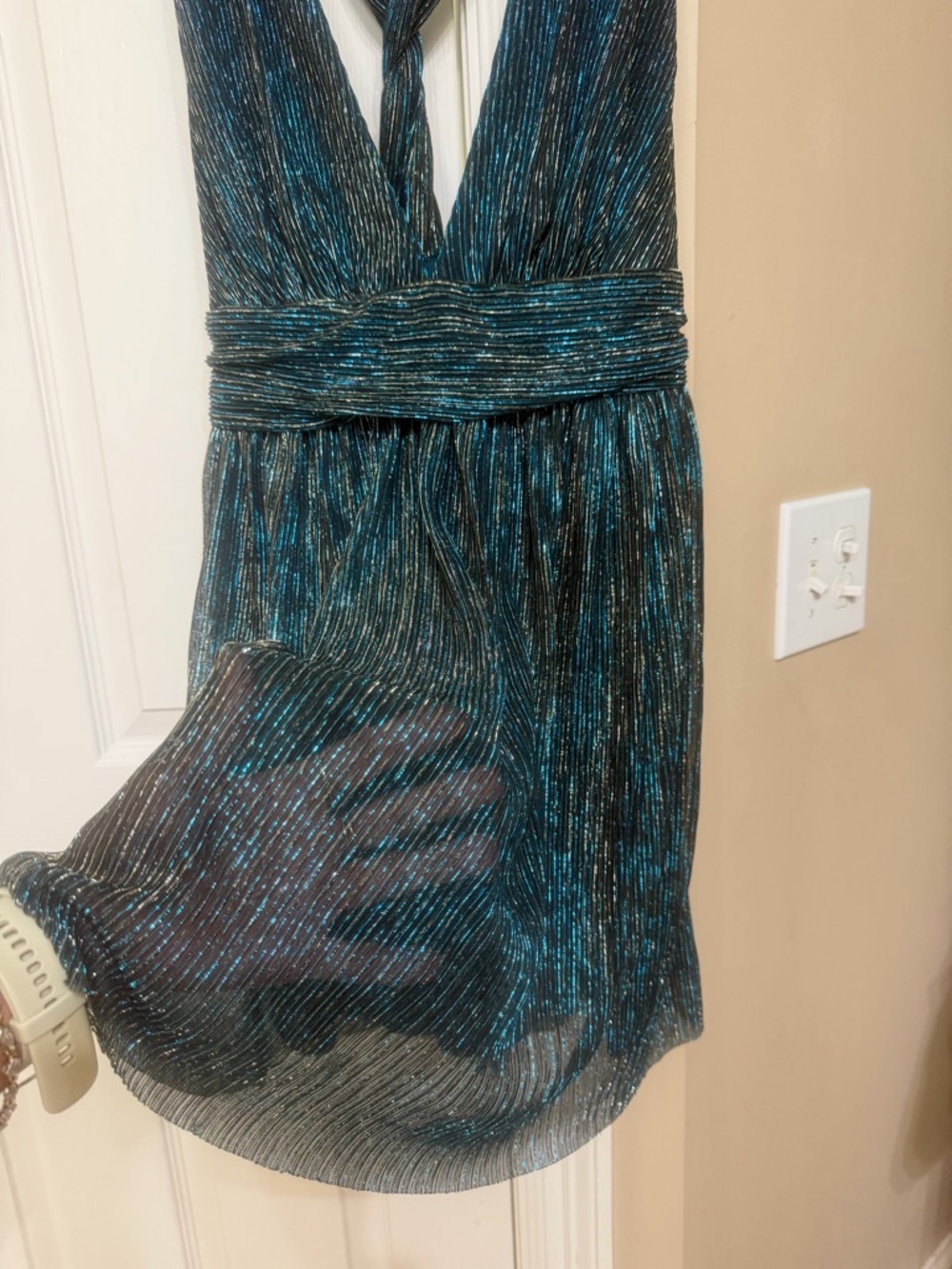 Lulu's Teal & Gold Shimmer Halter Dress - L - Picture 6 of 15
